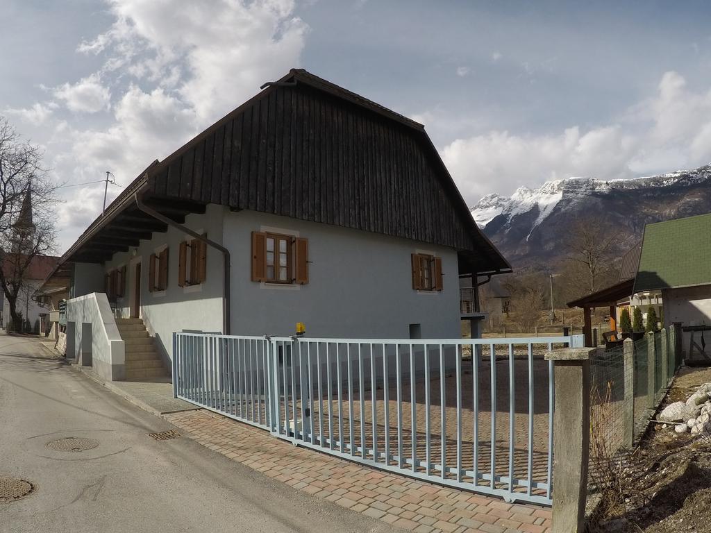 Lesjakova Domacija Bovec Buitenkant foto