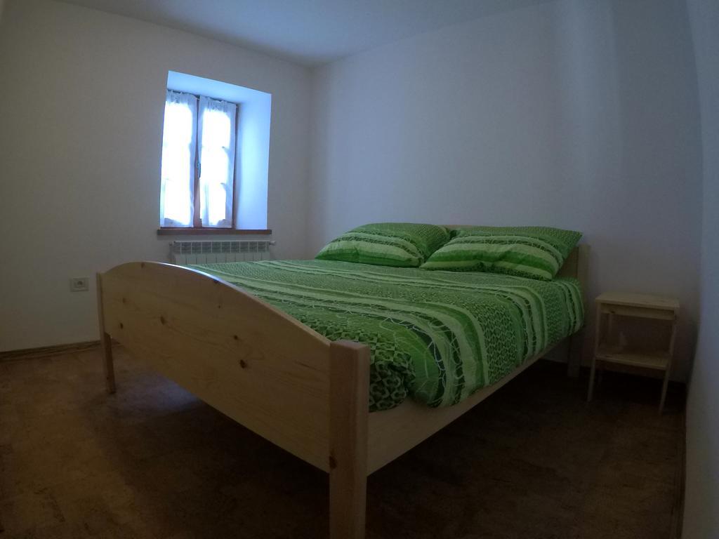 Lesjakova Domacija Bovec Buitenkant foto