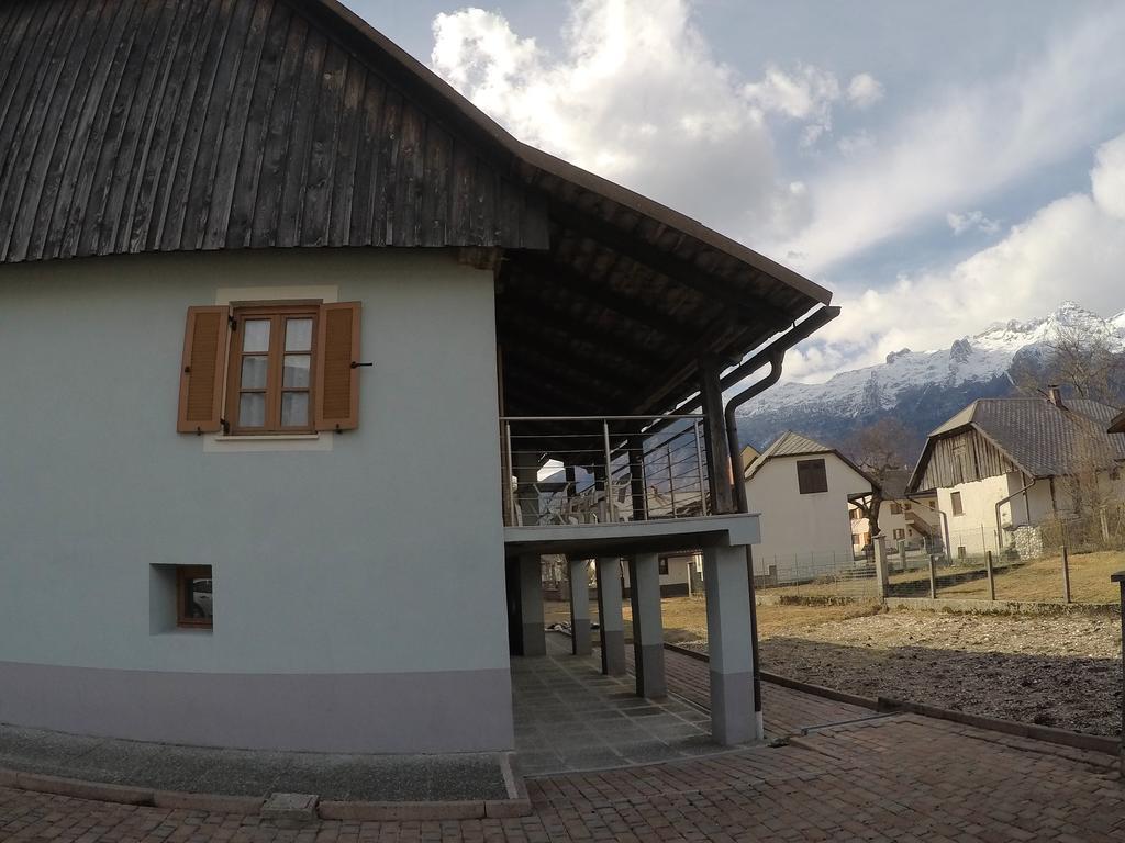 Lesjakova Domacija Bovec Buitenkant foto