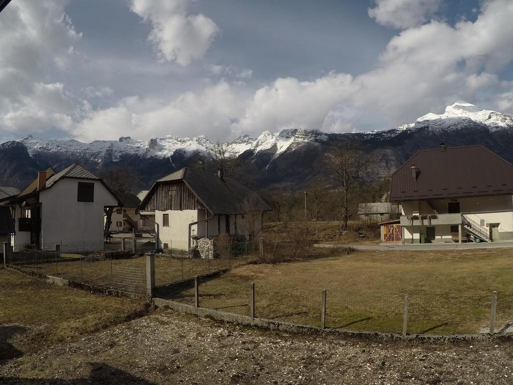 Lesjakova Domacija Bovec Buitenkant foto